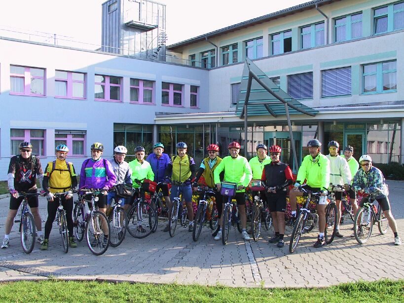 Vor dem Gesundheitszentrum Bad Wimpfen